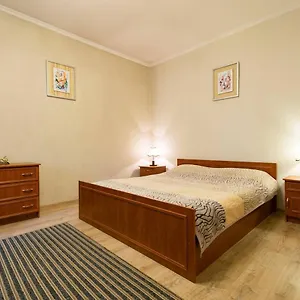 Nadezhda On Nauryzbay Batyra 37/1 , Алматы Казахстан