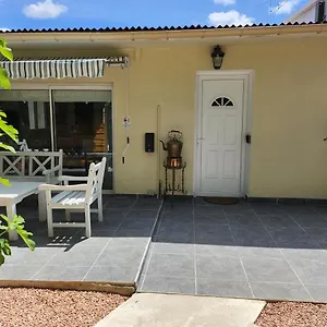  Apartment Maison Jardin Et Parking Gratuit - 10 Min De L'aeroport - Metro 14 - Arrivee Autonome