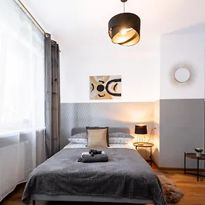 Clicktheflat Wolska , Варшава Польша