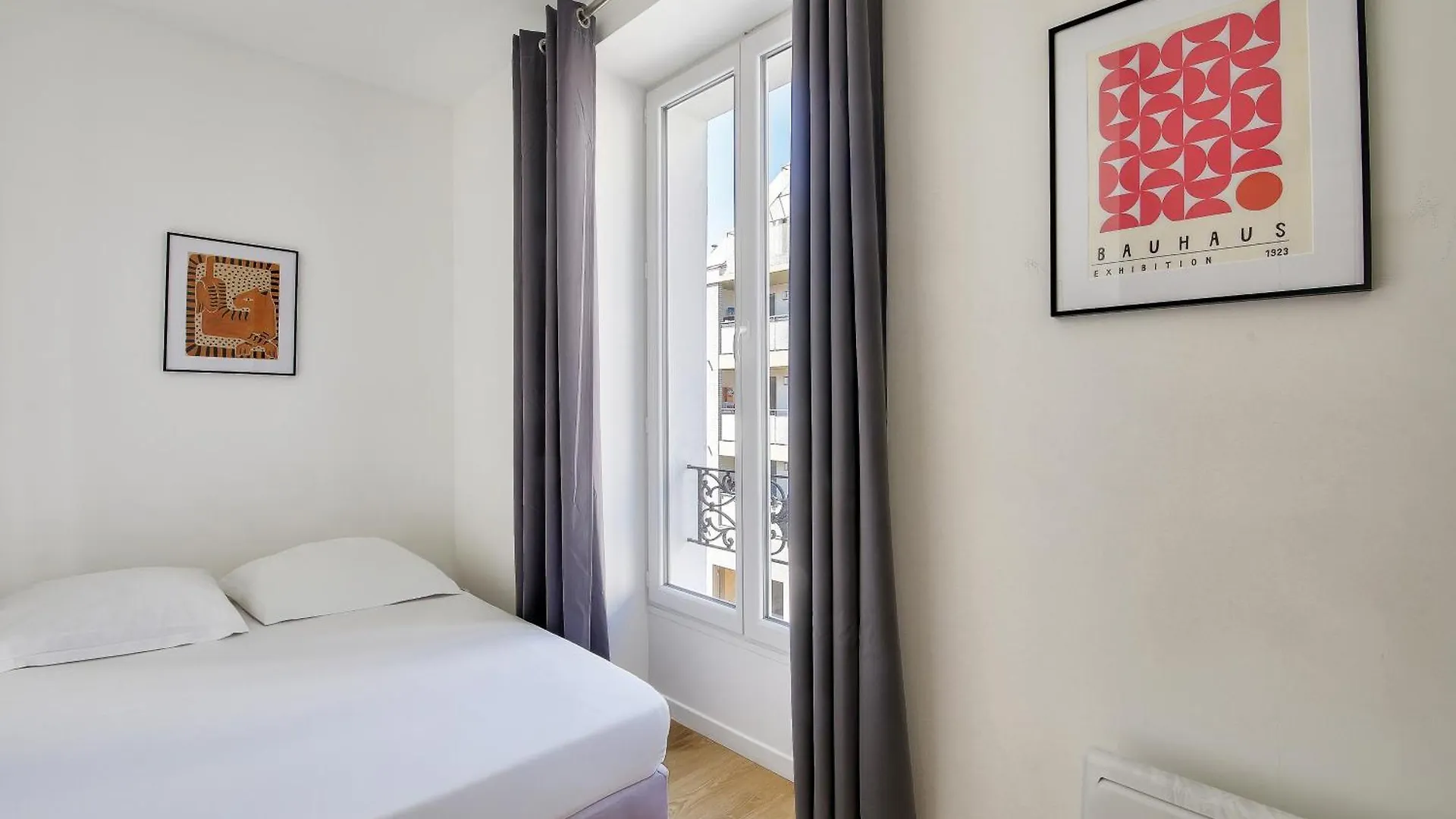 Residence Paris Ivry House